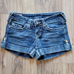 True Religion SHORTS Size 26